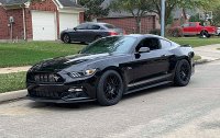 17' FORD MUSTANG GT