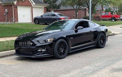 17' FORD MUSTANG GT - Click Image to Close